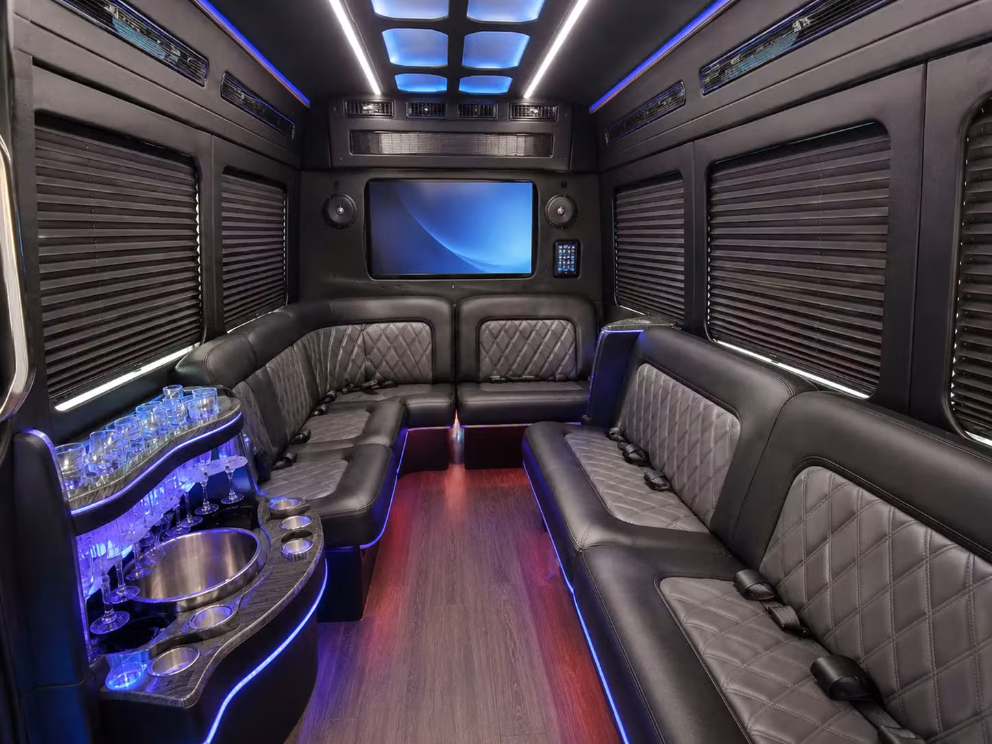 airport transfers and off site event shuttles for nashua corporate groups